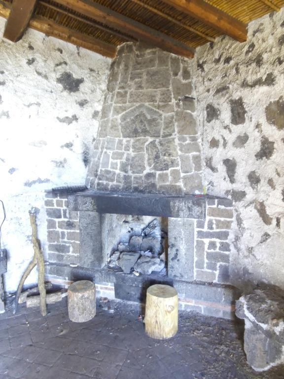 Il Giardino Di Leoca Bed & Breakfast Nicolosi Luaran gambar